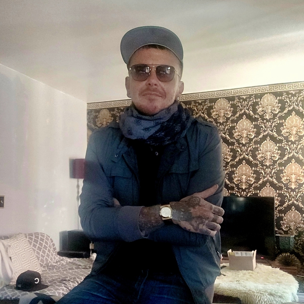 Meet your Posher, Abel